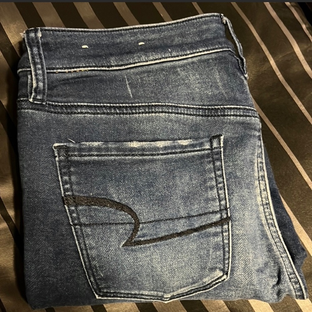 American Eagle Distressed Jeans